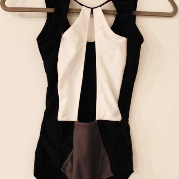 Zaful Swim One Piece Cutout Swimsuit Size Small - Picture 2 of 5